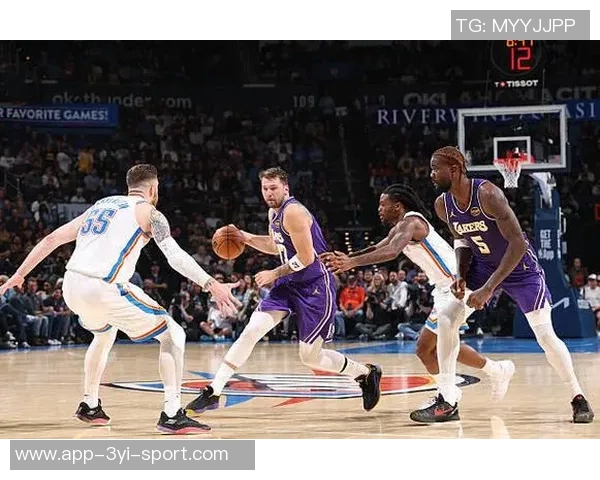 磨合成型的挡拆三叉戟助湖人内线攻防升级实现飞跃