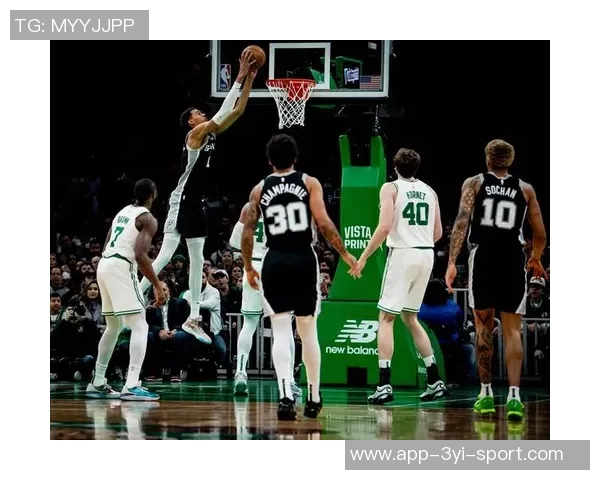 文班亚马半场高效表现仅用16分钟砍下22分7篮板3助攻引发热议