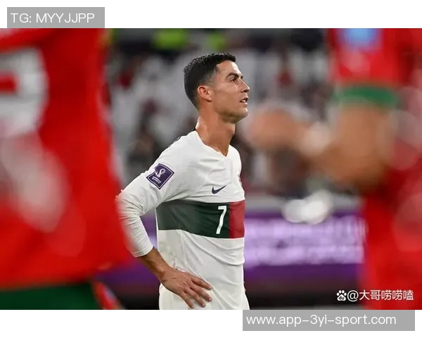 C罗进球因队友脚尖越位被判无效愤怒向裁判讨说法 C罗进球因队友脚尖越位被判无效愤怒向裁判讨说法