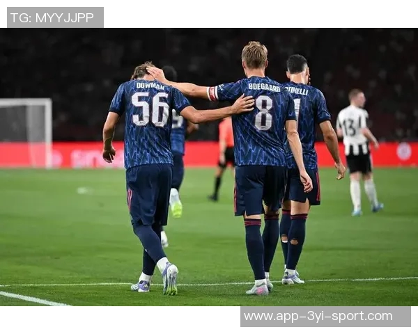 萨尔蒙创下欧冠历史第六年轻出场记录道曼仍保持最年轻球员荣誉