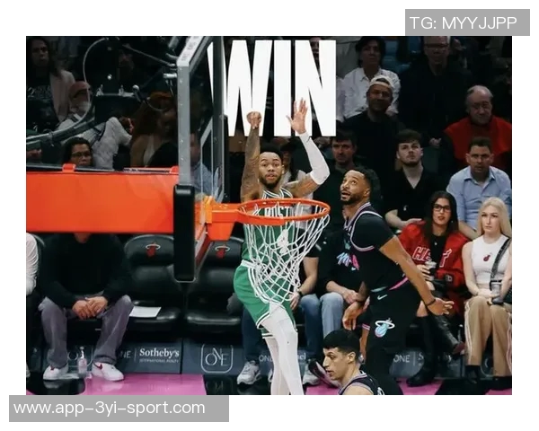 西蒙斯与普理查德联手发威半场三分雨助力球队28分狂潮 西蒙斯与普理查德联手发威半场三分雨助力球队28分狂潮